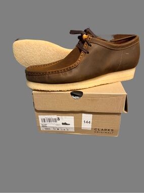 Clarks Men's Brown Leather Wallabee Moccasin with Crepe Sole